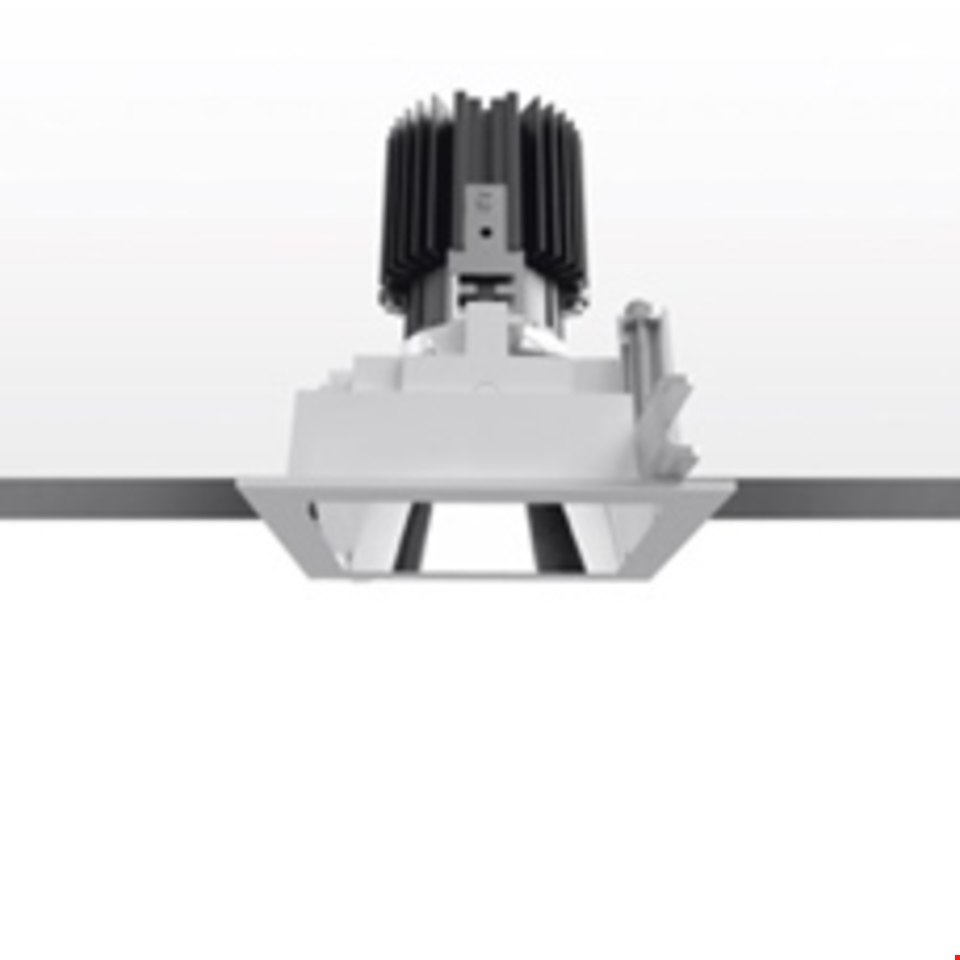 Everything 105 - Square - Trim - 23° - 2700K - Black trim / Black deflector