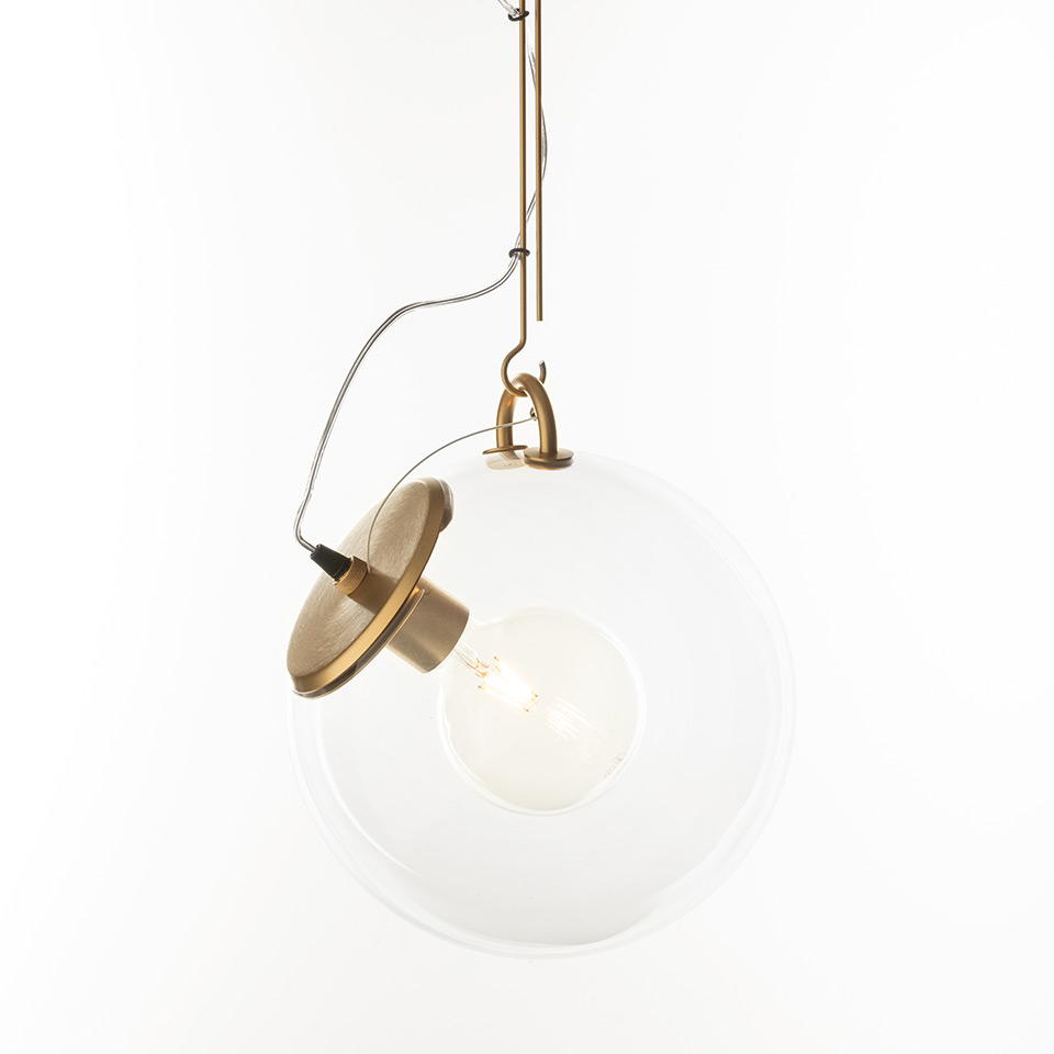 Artemide Miconos pendant lamp: clear spherical glass globe with exposed bulb, brass disc diffuser and hook detail on brass rod - 2
