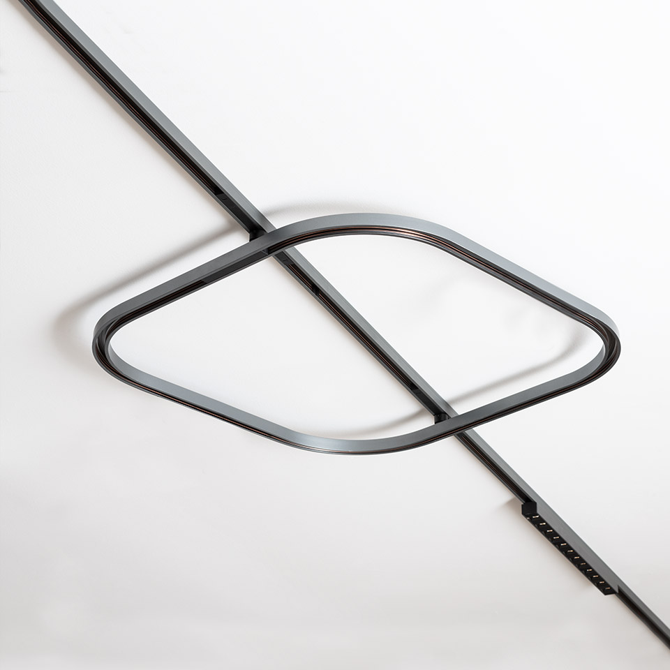 Turn Around - Square Module - Horizontal Track - Titanium